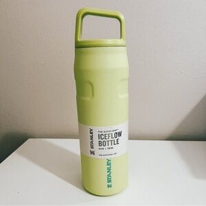 Stanley 24oz. IceFlow Bottle